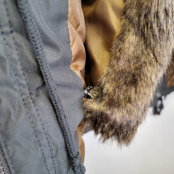 Abercrombie & Fitch Women's Small Jacket Coat Green Faux Fur Lined Hood - Picture 9 of 11